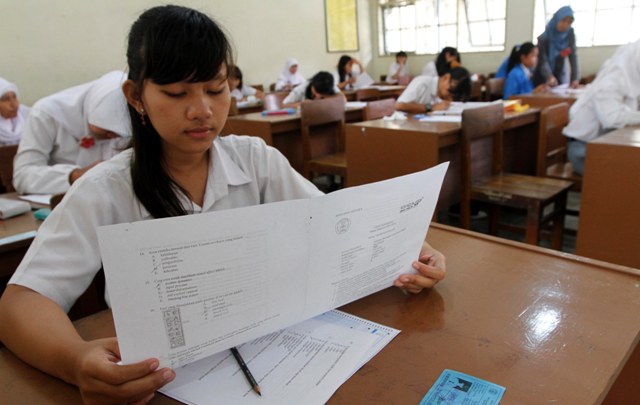 Rencana pengembalian UN 2025/2026 menimbulkan respons beragam dari masyarakat. Foto: Repro seskab.go.id