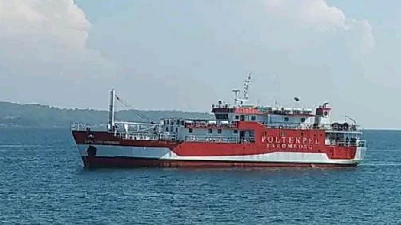 KM. Kapal Latih Barombong. Foto: Ist.
