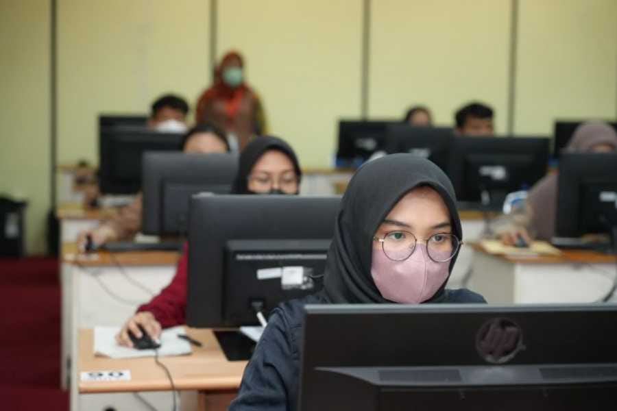 Pengisian akun permanen SNPMB 2025 penting untuk SNBP dan SNBT. Foto: Repro Antara