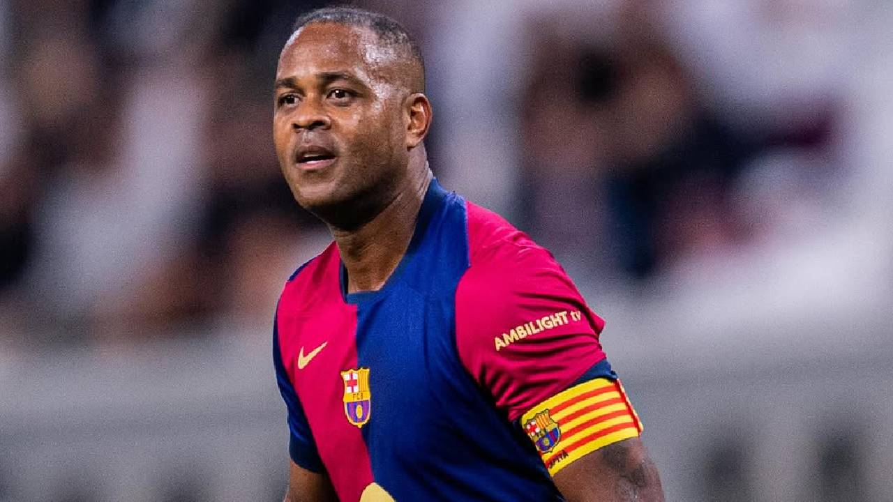 Patrick Kluivert, eks striker Barcelona, diisukan gantikan Shin Tae Yong. Foto: Instagram @patrickkluivert9