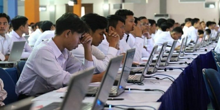 CPNS Badan Gizi Nasional 2025 buka 33.378 kuota. Foto: Repro Disway