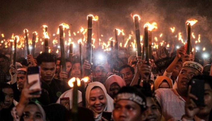 Momen masyarakat di Indonesia menyambut bulan suci ramadan. Foto: Repro Gempita