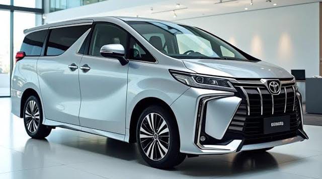 Tampilan Toyota Avanza 2025 akan dibuat mirip Alphard. Foto: YouTube@automaster