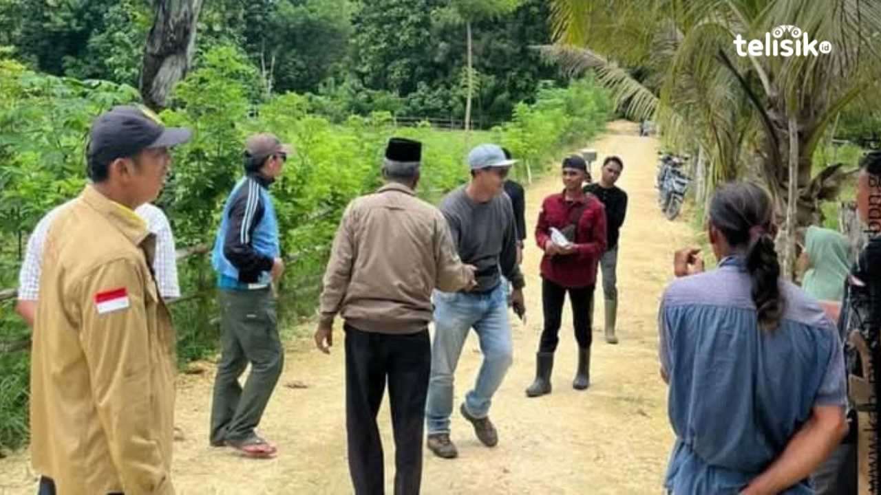 Proses pengukuran tanah oleh ATR/BPN Muna Barat. Foto: Putri Wulandari/Telisik