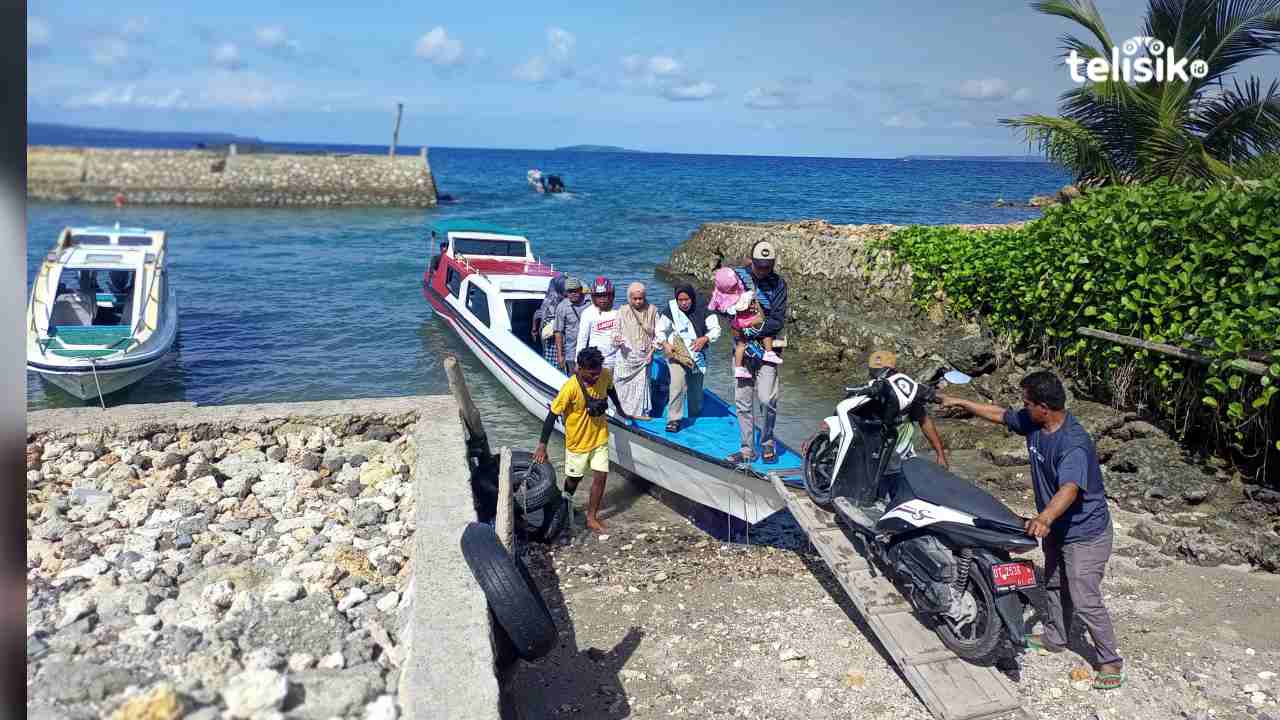 Perairan Pulau Siompu dengan pesisir pantai Bandar Batauga, Buton Selatan. Foto: Ali Iskandar Majid/telisik