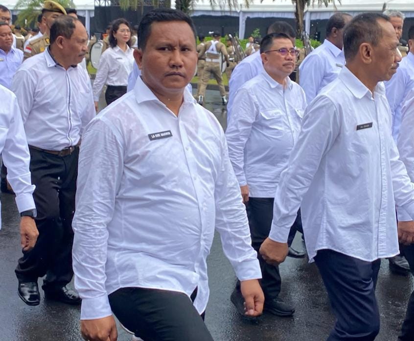 Bupati dan wakil bupati Muna Barat saat gladi resik. Foto: Protokoler Muna Barat