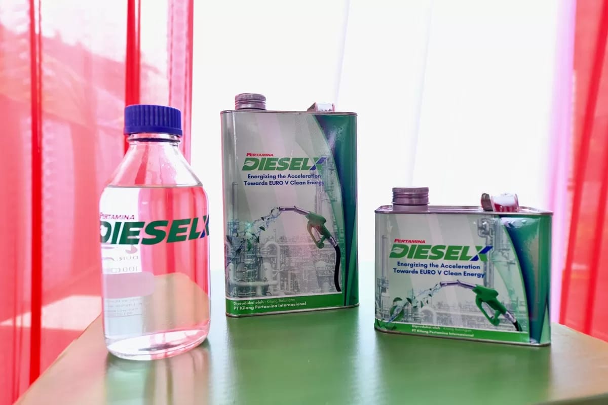 Diesel X memiliki kandungan sulfur rendah, di bawah 10 ppm. Foto: Repro Pertamina