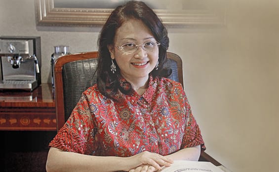 Sosok Sylvia Sumarlin dikenal sebagai ahli teknologi dan pertahanan nasional. Foto: Repro Linkedn