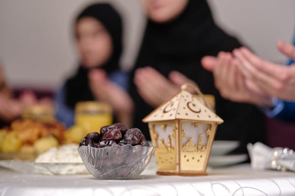Amalan di 10 malam terakhir bulan Ramadan. Foto: Repro Getty images.
