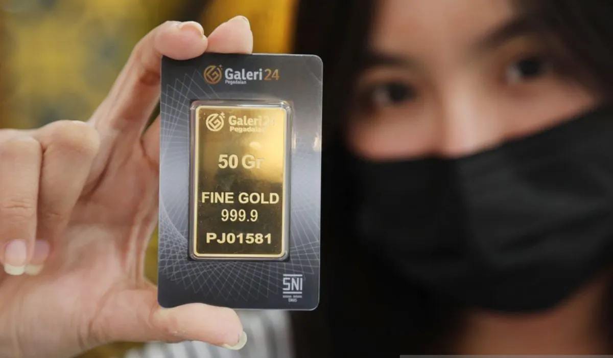 Harga emas di Pegadaian naik, mencatat kenaikan hingga Rp 24.000 per gram. Foto: Istimewa.