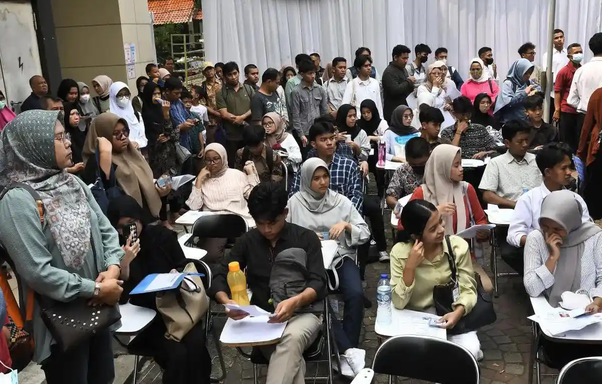 Pembayaran UTBK SNBT 2025 dapat dilakukan melalui bank mitra dengan mudah. Foto: Repro Antara.
