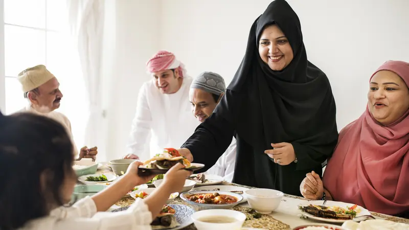Salah satu keistimewaan Bulan Syawal adalah melangsingkan pernikahan. Foto: Repro freepik.com