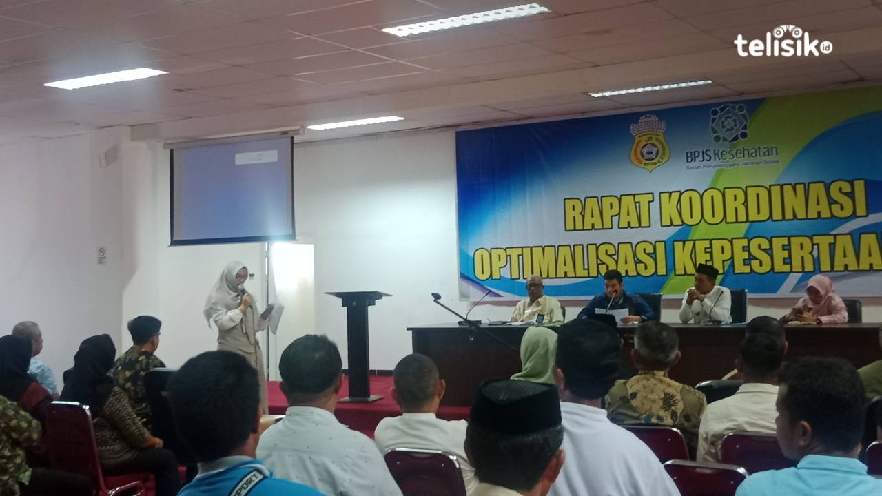 Pemkab Buton saat rapat optimalisasi kepesertaan BPJS Kesehatan, Jumat (14/3/2025). Foto: Febriyani/Telisik