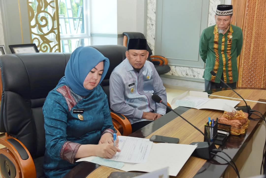 Wali Kota Kendari, Siska Karina Imran menetapkan besaran Zakat Fitrah 2025. Foto: Facebook@Kendarikota