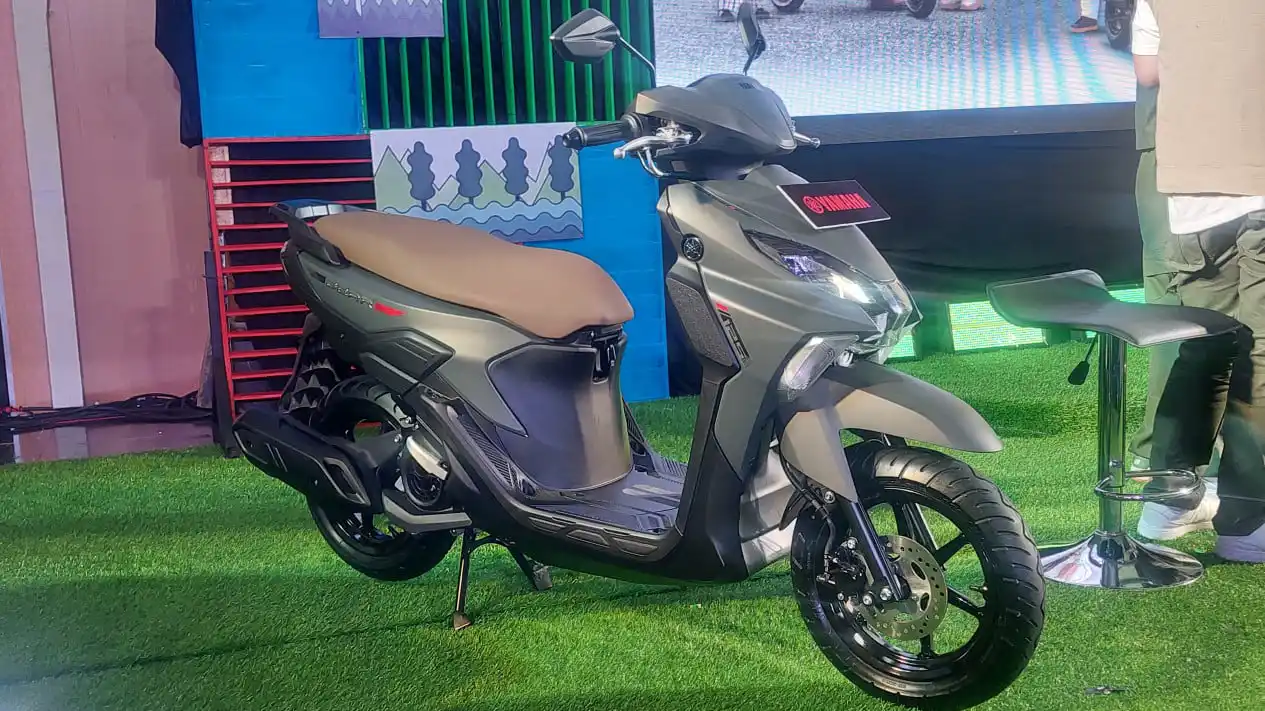 Yamaha Gear Ultima 125 Hybrid hadir dengan mesin hybrid canggih dan tampilan modern. Foto: Repro Viva.
