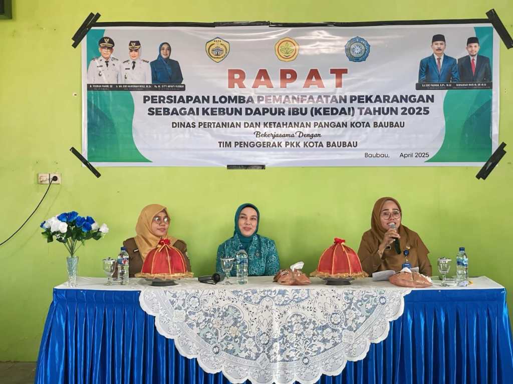 Rapat persiapan lomba pemanfaatan pekarangan hijau lewat program KEDAI. Foto: Ist.