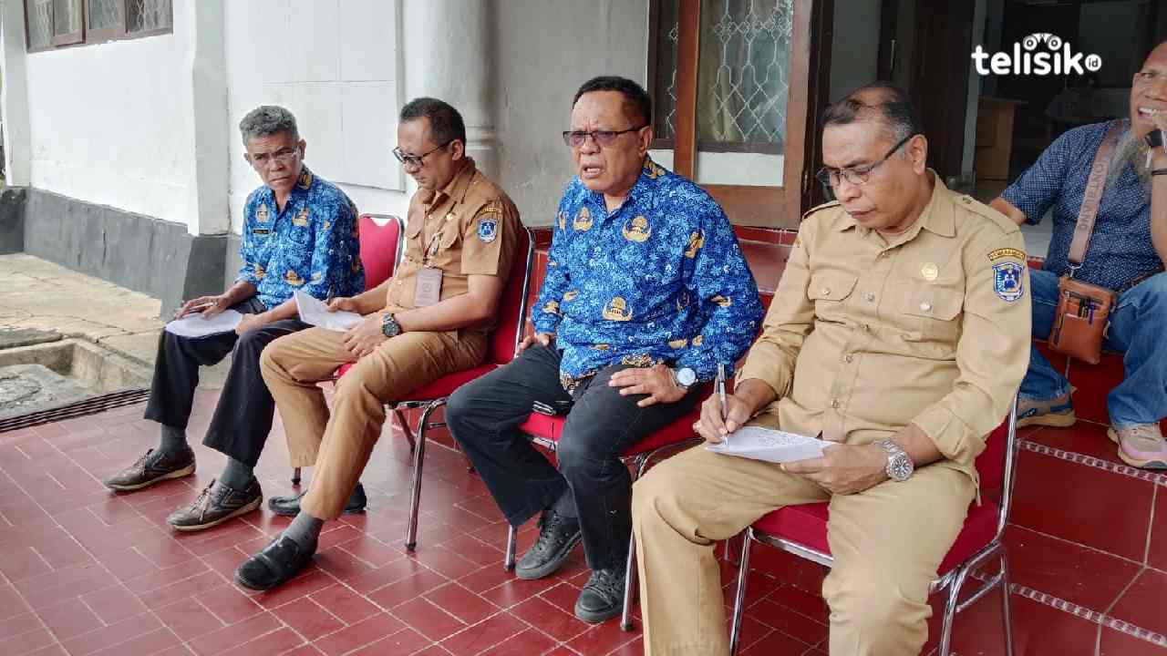Inspektur Muna, La Koanto, tidak mau terburu dan hati-hati melakukan pemeriksaan penggunaan dana desa. Foto : Sunaryo/Telisik