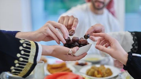 Bulan Syawal merupakan salah satu bulan di kalender Hijriyah yang datang setelah bulan Ramadan. Foto: Repro freepik