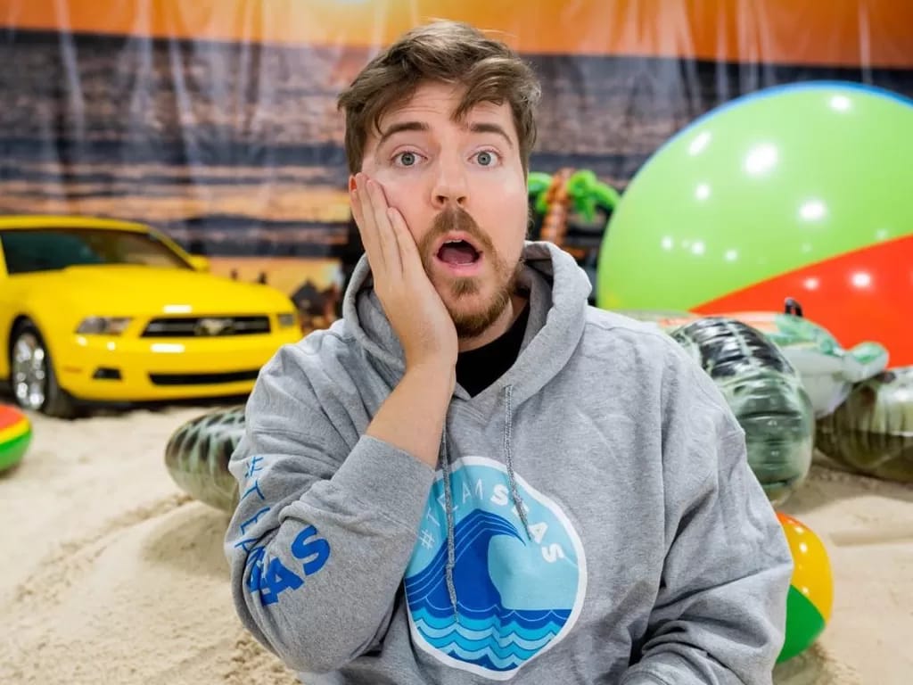MrBeast, YouTuber visioner dengan kekayaan triliunan, mendefinisikan ulang industri konten digital. Foto: Repro Indozone.