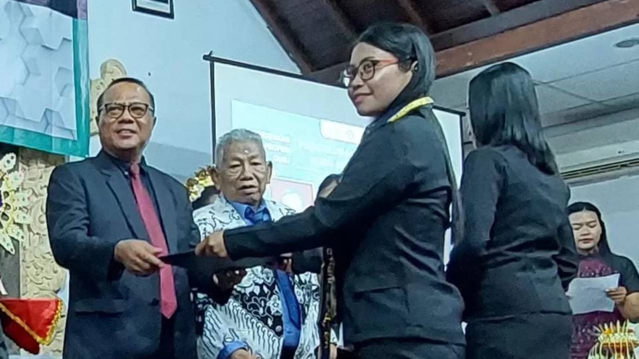 Dinyatakan lulus PPG, peserta wajib ikuti tahapan lanjutan. Foto: Repro Posbali.