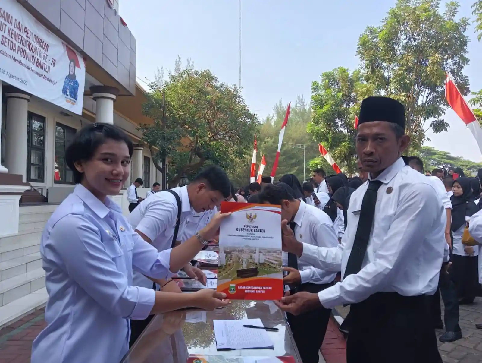 Pengumuman kelulusan PPPK 2024 tahap 2 segera dirilis. Foto: Repro jadiasn.