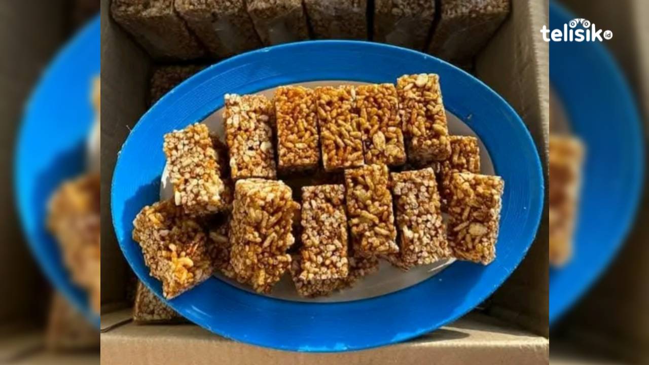 Ketgam: Kue rengginang, olahan nasi menjadi cemilan khas Wakatobi. Foto: Wa Ode Hesti/Telisik.