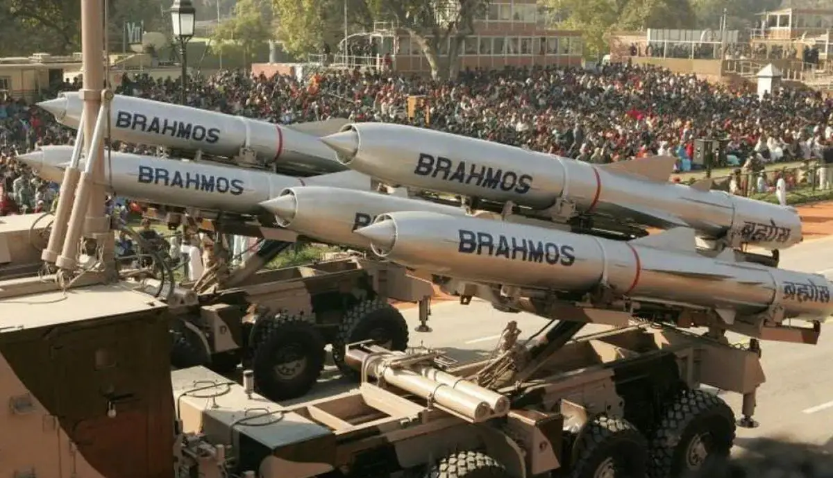 India dan Pakistan tegang, sembilan negara kini pegang kendali rudal nuklir. Foto: Repro Reuters.