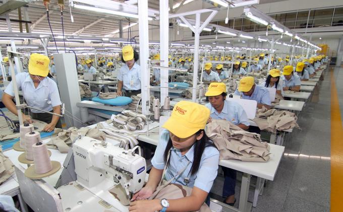 BSU Rp 600. 000 untuk pekerja mulai dicairkan, pengekan lewat BPJS. Foto: Repro Tribunnews.