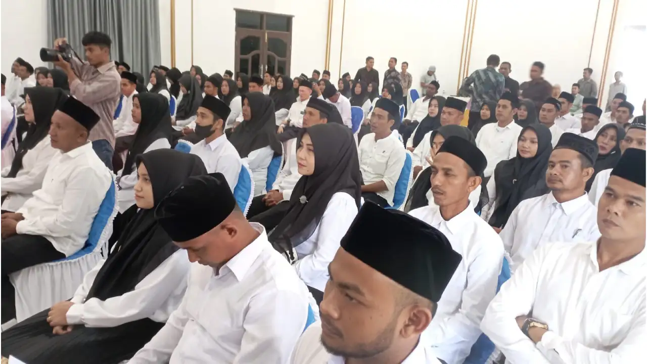 Syarat wajib PPG sebelum pengukuhan meliputi kelulusan modul, UKIN, dan UP. Foto: Repro Acehekpres.