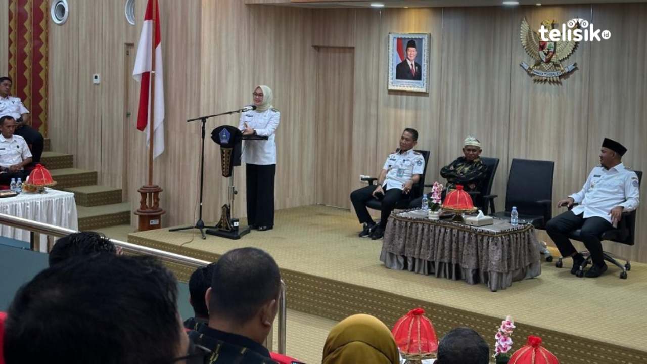 Wali Kota Kendari, Siska Karina Imran, menghadiri pengukuhan Ketua Forum Kota Sehat periode 2025-2027 di Aula Kota Kendari, Rabu (18/6/2025). Foto: Laode Idris Syaputra/Telisik