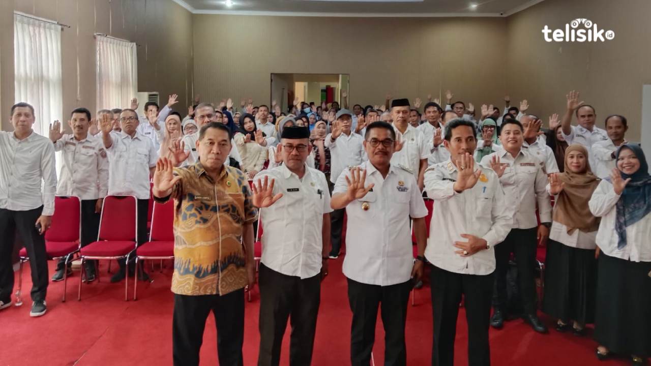 Wabup Muna, La Ode Asrafil Ndoasa membuka kegiatan aksi konvegensi pencegahan dan percepatan penurunan stunting. Foto : Sunaryo/Telisik