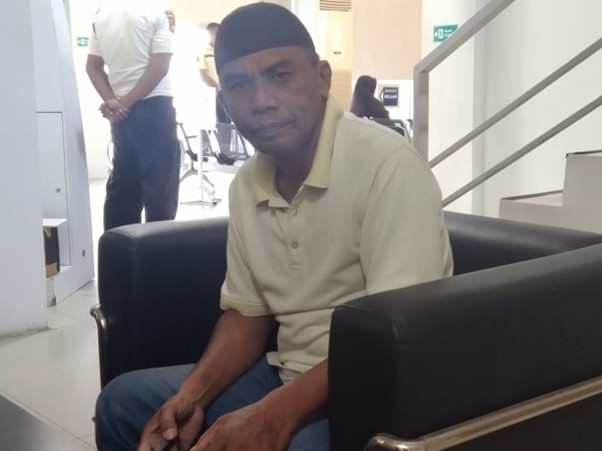 Mizuddin warga BTN BIPS Kota Kendari mengaku terbantu oleh layanan JKN di masa pensiun. Foto: Ist.