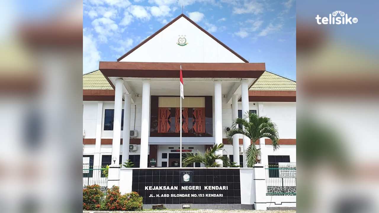 Jaksa Penuntut Umum Kejaksaan Negeri Kendari fokus tangani manipulasi LPJ anggaran dalam kasus korupsi biaya makan-minum di Setda Kendari tahun anggaran 2020. Foto: Laode Idris Syaputra/Telisik