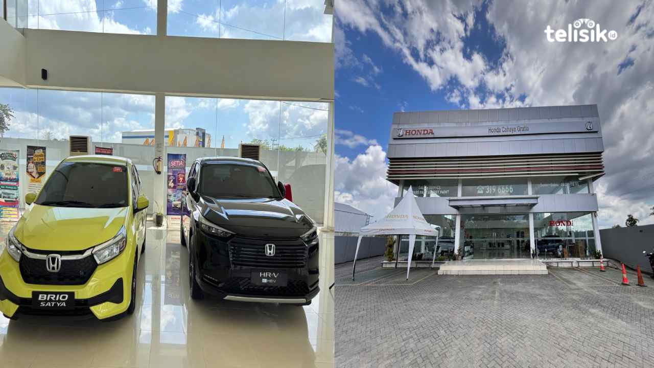 Honda Brio Rs dan Honda HR-V Hybrid tipe terbaru tahun 2025 di show room Honda Cahaya Gratia Kendari. Foto: Adam Jourdi Alfayed/Telisik