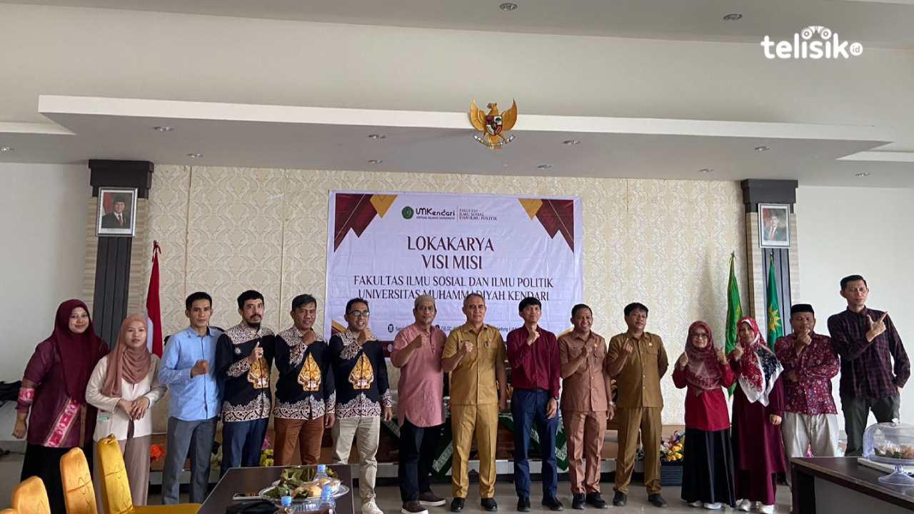 Lokakarya penyusunan visi dan misi FISIP UM Kendari, Selasa (8/7/2025). Foto: Ana Pratiwi/Telisik