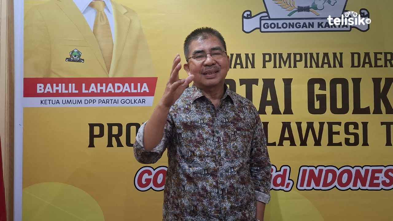 Ketua Panitia Musda Golkar Sultra, Abu Hasan, saat diwawancarai telisik.id, Senin (28/7/2025). Foto: Erni Yanti/Telisik