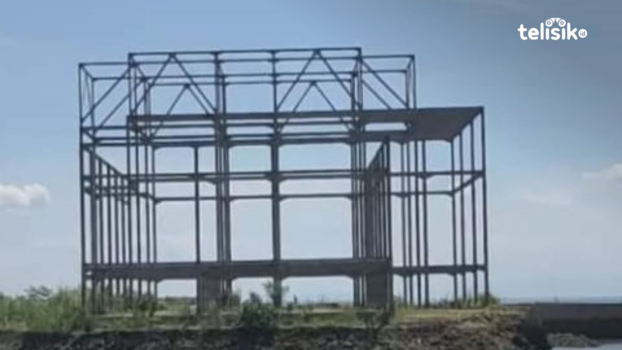 Gedung Kantor Pelayanan Terpadu Kabupaten Muna yang terletak di kawasan Motewe. Foto: Sunaryo/Telisik