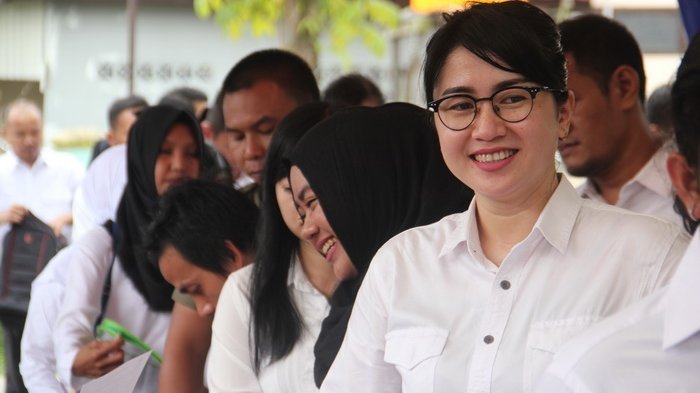Seleksi CPNS 2025 masih berpeluang dibuka, DJP hingga KPK tawarkan gaji besar. Foto: Repro Tribunnews.