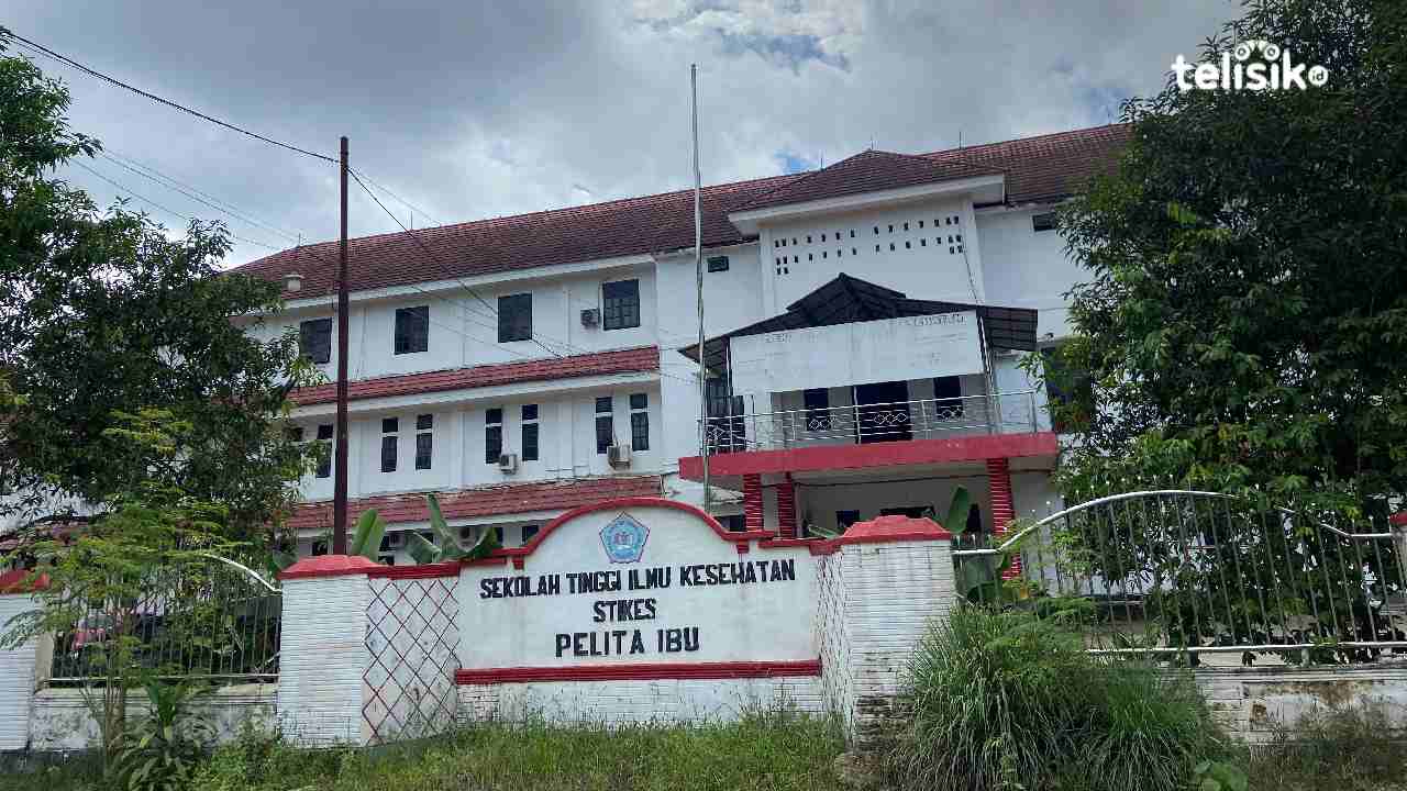Stikes Pelita Ibu Kendari buka pendaftaran mahasiswa baru gelombang kedua. Foto: Ana Pratiwi/Telisik