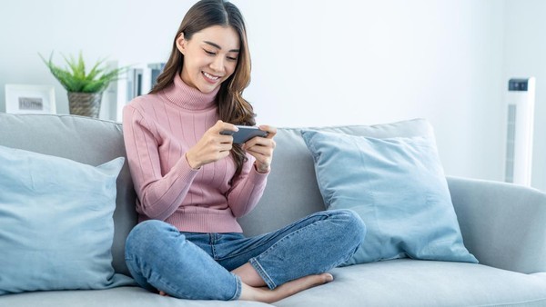 Curhat ke ChatGPT bisa ganggu mental jika dilakukan terlalu sering. Foto: Repro iStockphoto