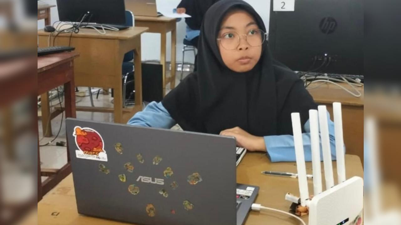 Zahra Kirana, siswi Madrasah Aliyah Negeri (MAN) Insan Cendekia (IC) Kota Kendari. Foto: Ist