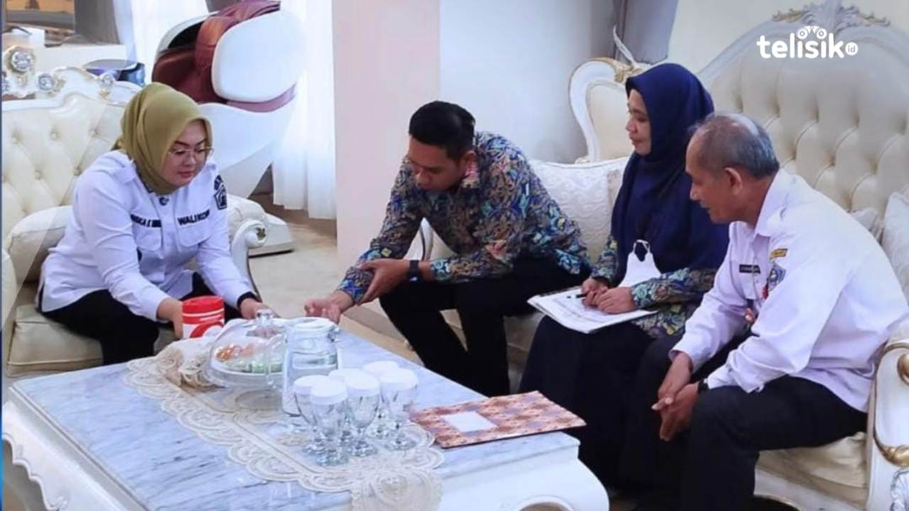 Pertemuan antara Walikota Kendari, Siska Karina Imran dengan Kepala Satker Pelaksanaan Prasarana Strategis Sulawesi Tenggara, Eka Firmansyah, foto: Gede Suyana Sriski/telisik
