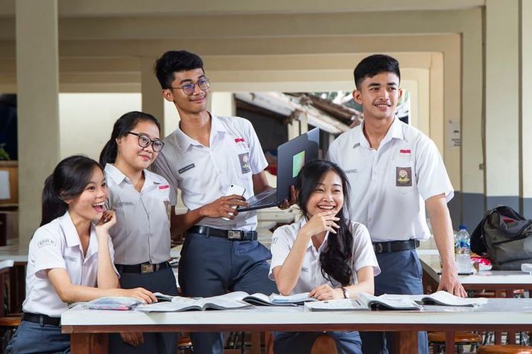 Pengumuman hasil TKA SMA 2025 akan dirilis Januari 2026 sesuai jadwal penilaian nasional resmi mendatang. Foto: Repro Shutershock.