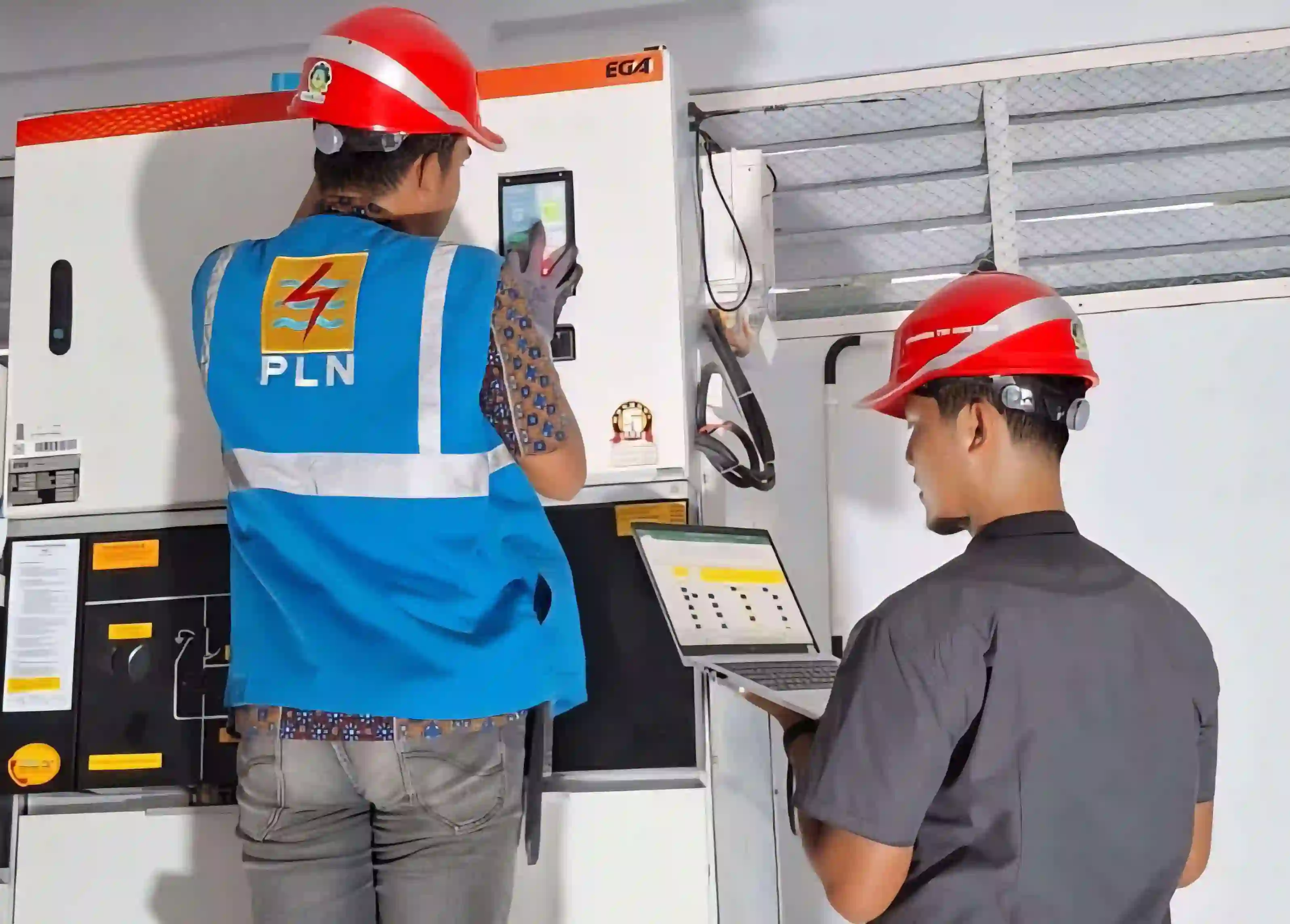 Ribuan peserta mulai jalani tahapan Tes GAT daring Rekrutmen PLN 2025. Foto: Repro PT PLN Persero.