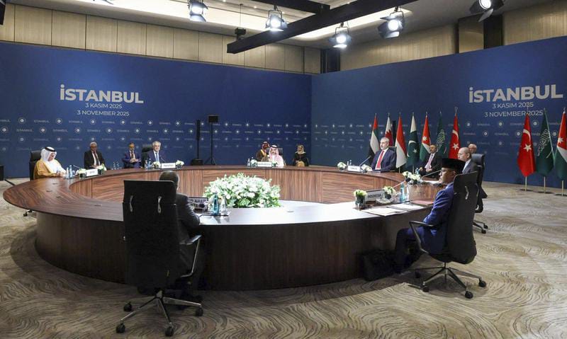 Para menteri luar negeri dari tujuh negara menggelar sebuah pertemuan terkait gencatan senjata di Gaza, di Istanbul, Turkiye. Foto: Xinhua/Kementerian Luar Negeri Turkiye