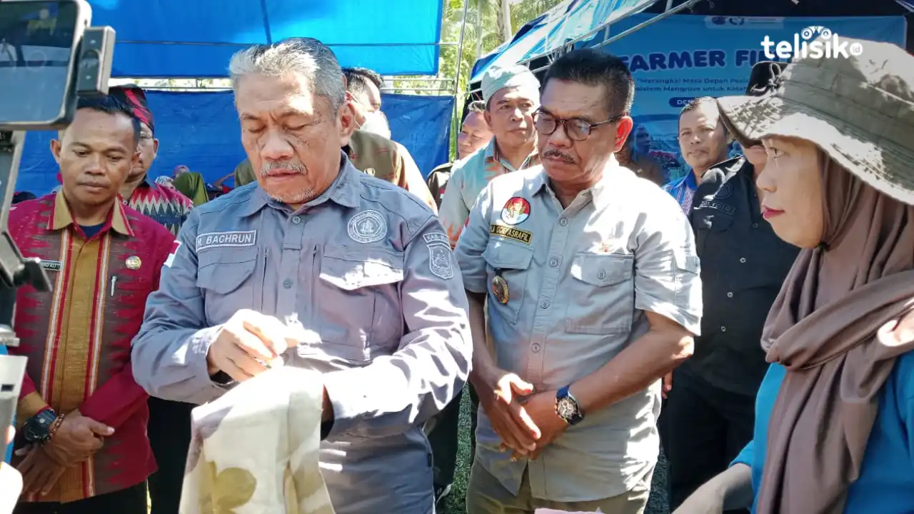 Bupati Muna, Bachrun Labuta bersama Wabup, La Ode Asrafil Ndoasa. Foto: Sunaryo/Telisik.
