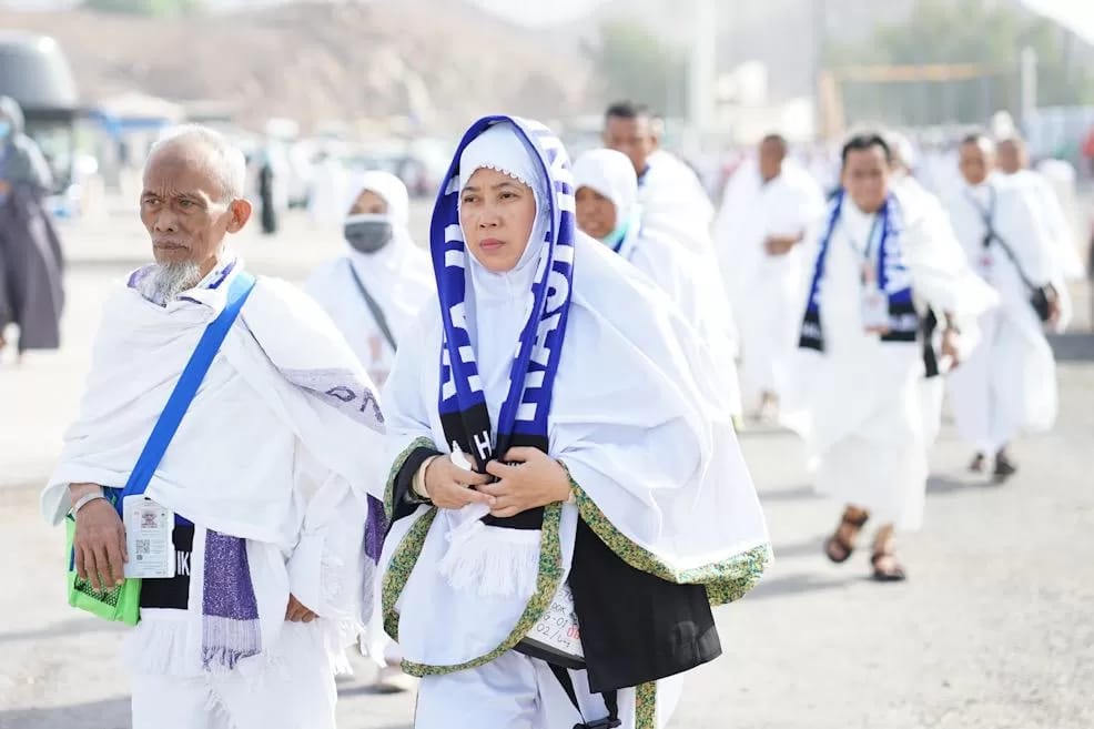 Masa tunggu haji plus 2026 lima sampai tujuh tahun membuat calon jemaah menyiapkan biaya dan syarat resmi. Foto: Repro Jawapos.