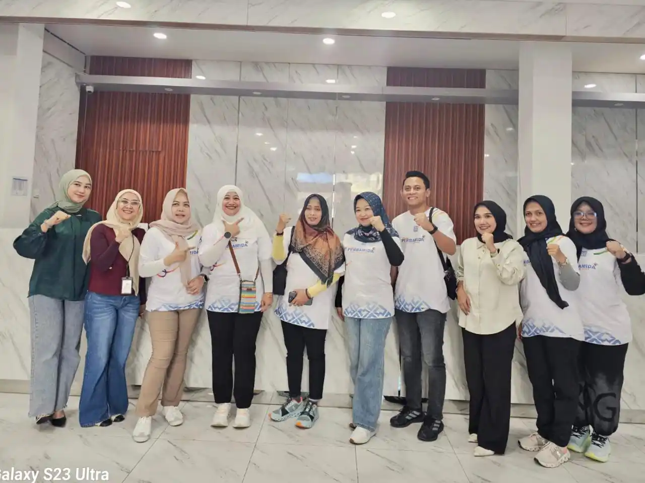 Kunjungan Ketua Umum Perbamida di BPR Bahteramas Kendari. Foto: Ist.