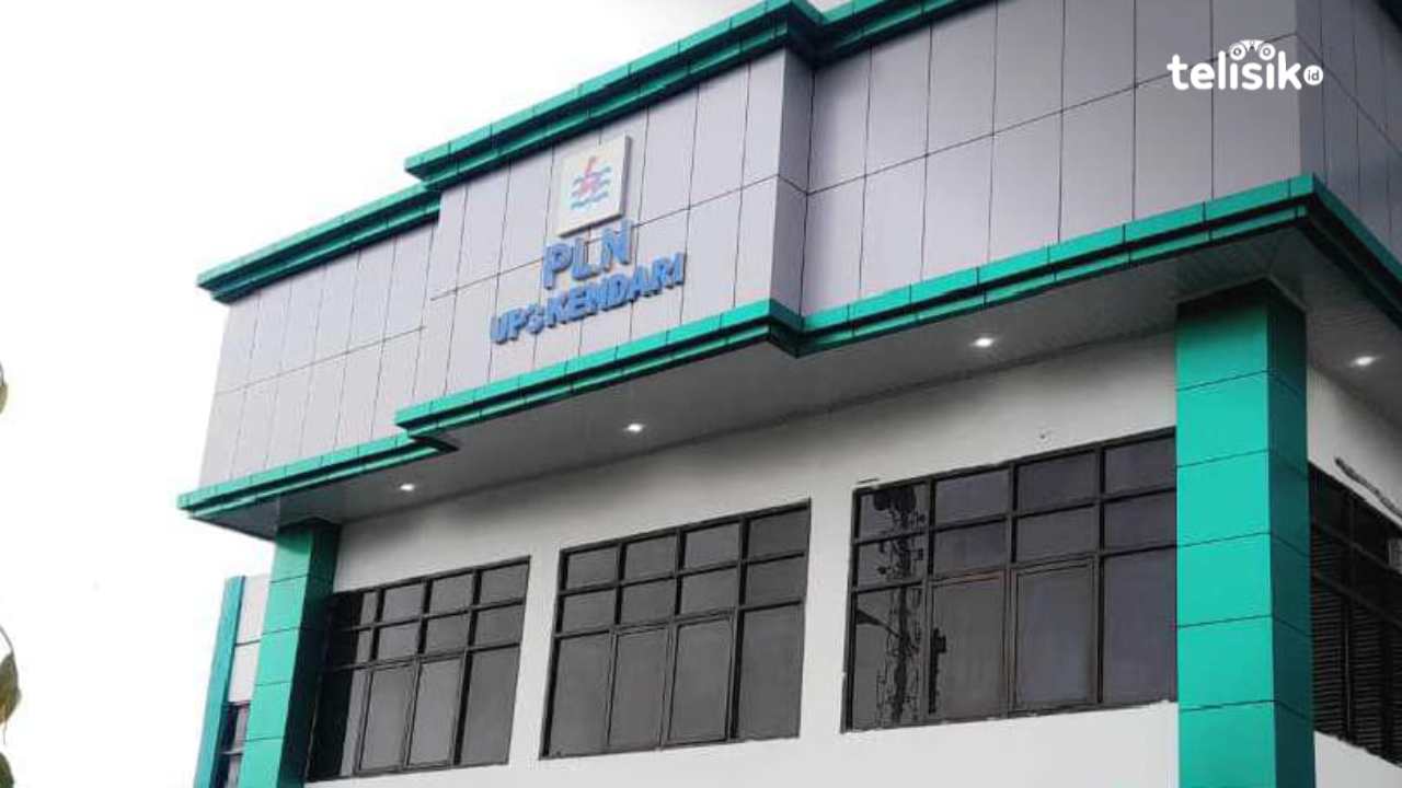 Pihak Perusahaan Listrik Negara (PLN)  Unit Pelaksana Pelayanan Pelanggan (UP3) Kota Kendari belum memberikan keterangan resmi penyebab utama listrik padam hingga lima jam, Jumat (12/12/2025). Foto: Zulkifli Herman Tumangka/Telisik