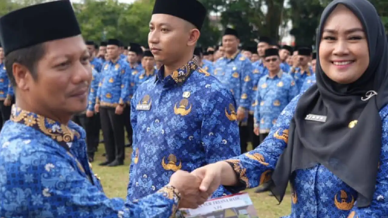 Pendaftaran CPNS 2026 mulai disorot publik seiring kajian pemerintah terhadap syarat seleksi dan kebutuhan ASN nasional. Foto: Repro Kuansingkab.
